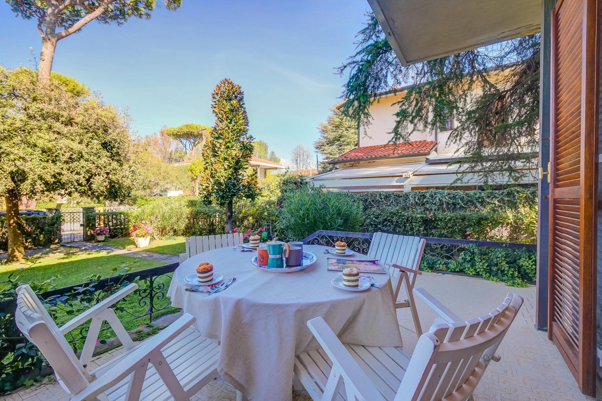 Casa Maddalena Al Mare 600M From Sea - Happy Rentals Marina di Pietrasanta Esterno foto