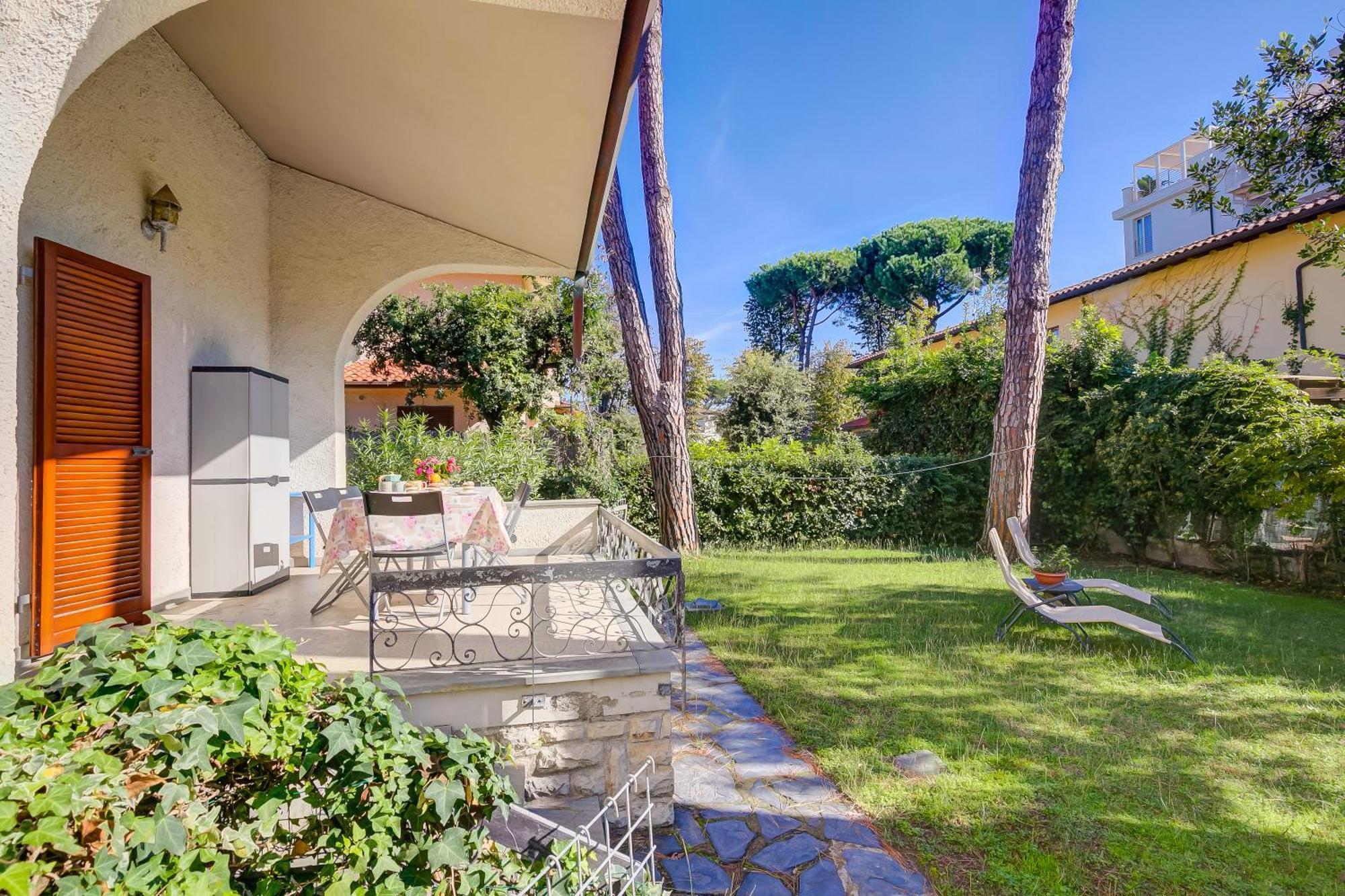 Casa Maddalena Al Mare 600M From Sea - Happy Rentals Marina di Pietrasanta Esterno foto